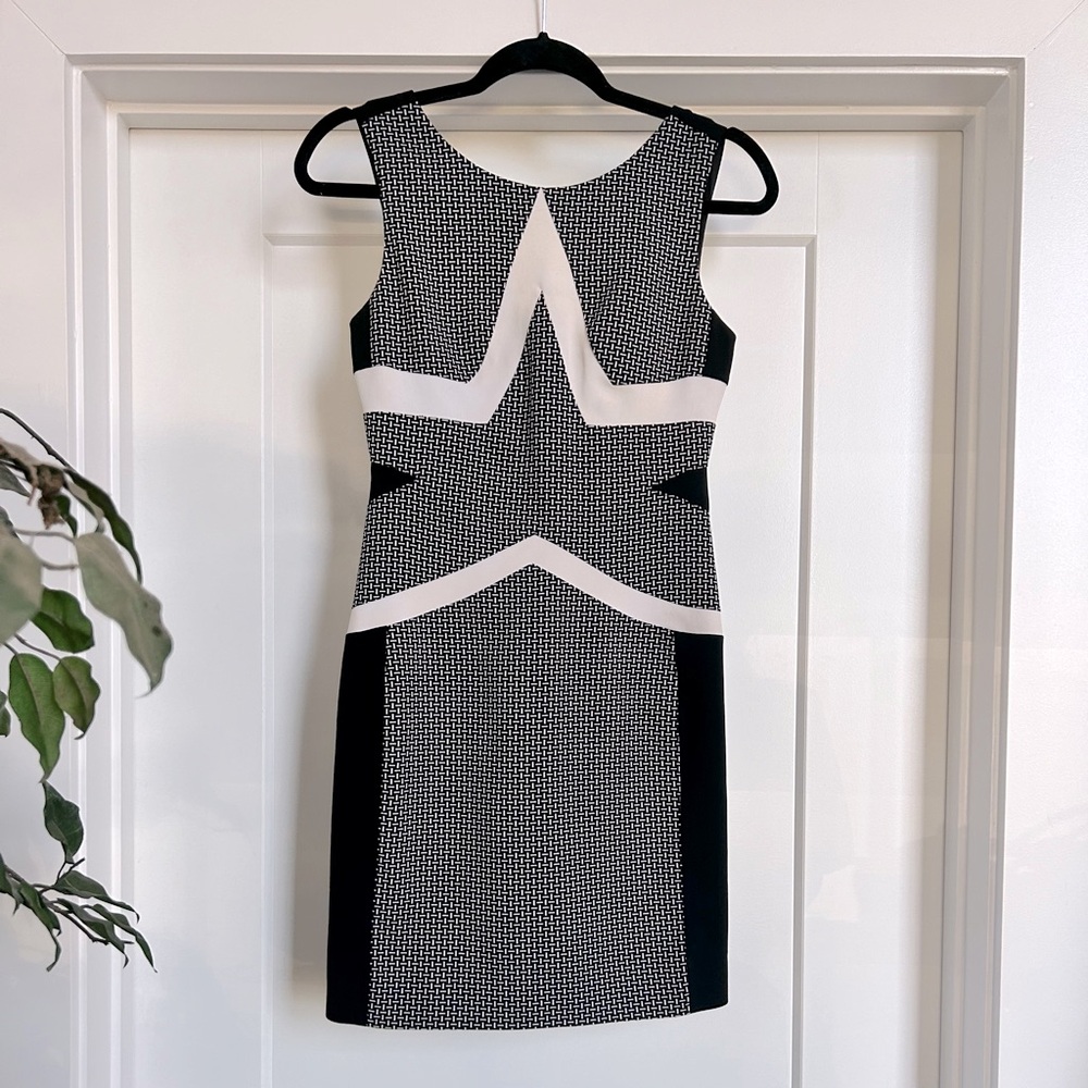 Diane Von Furstenberg - Professional Dress